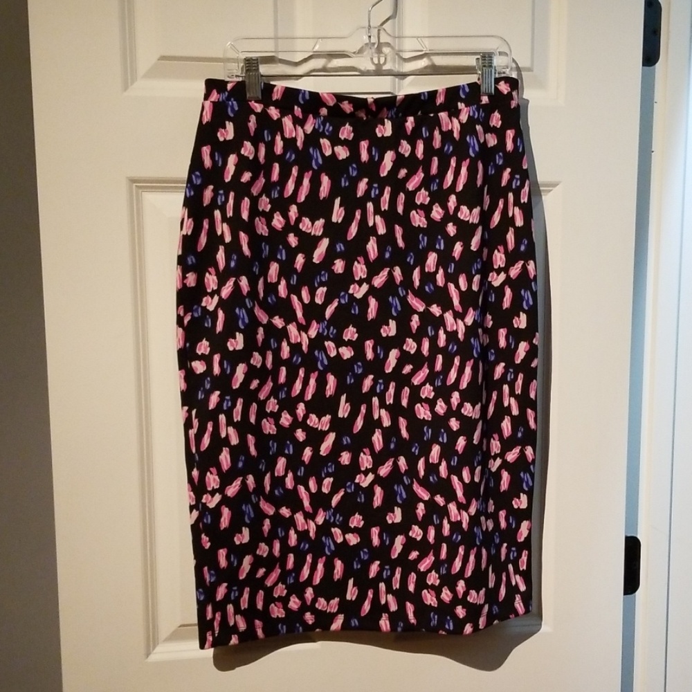 Printed pencil skirt